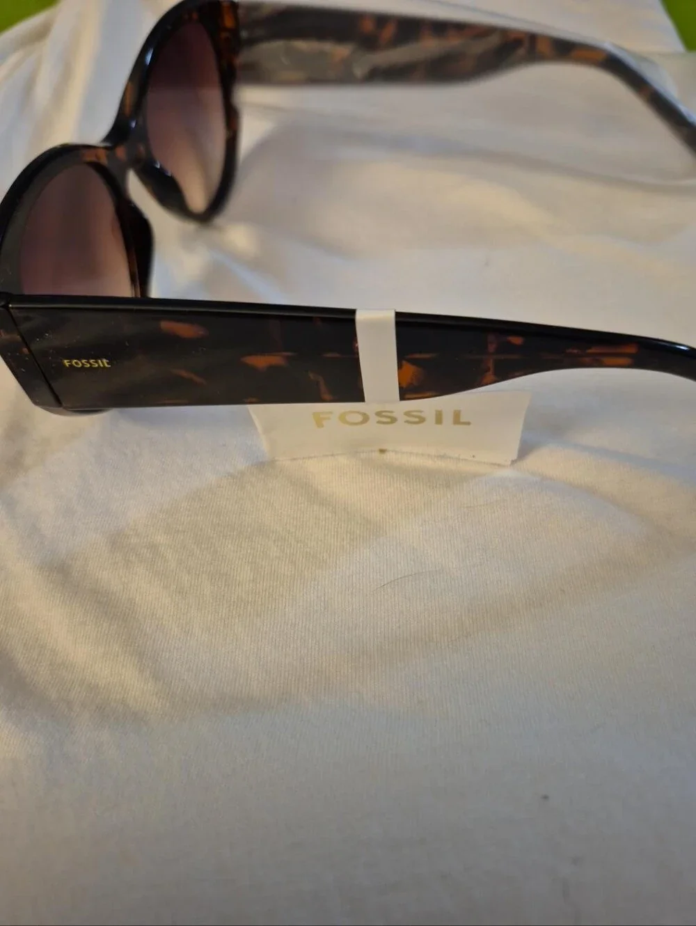 Fossil X82663 FW231 Tortoise Oversized Cat Eye Sunglasses NWT